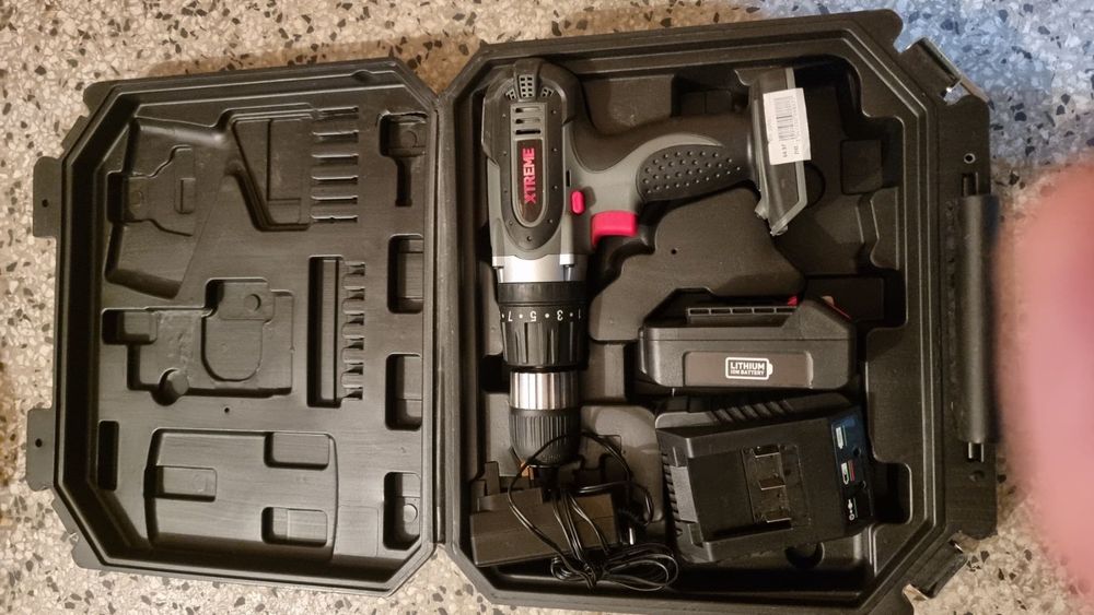 Безжична ударна бормашина EXTREME