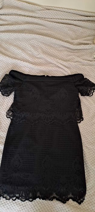 Дамска рокля рязана дантела