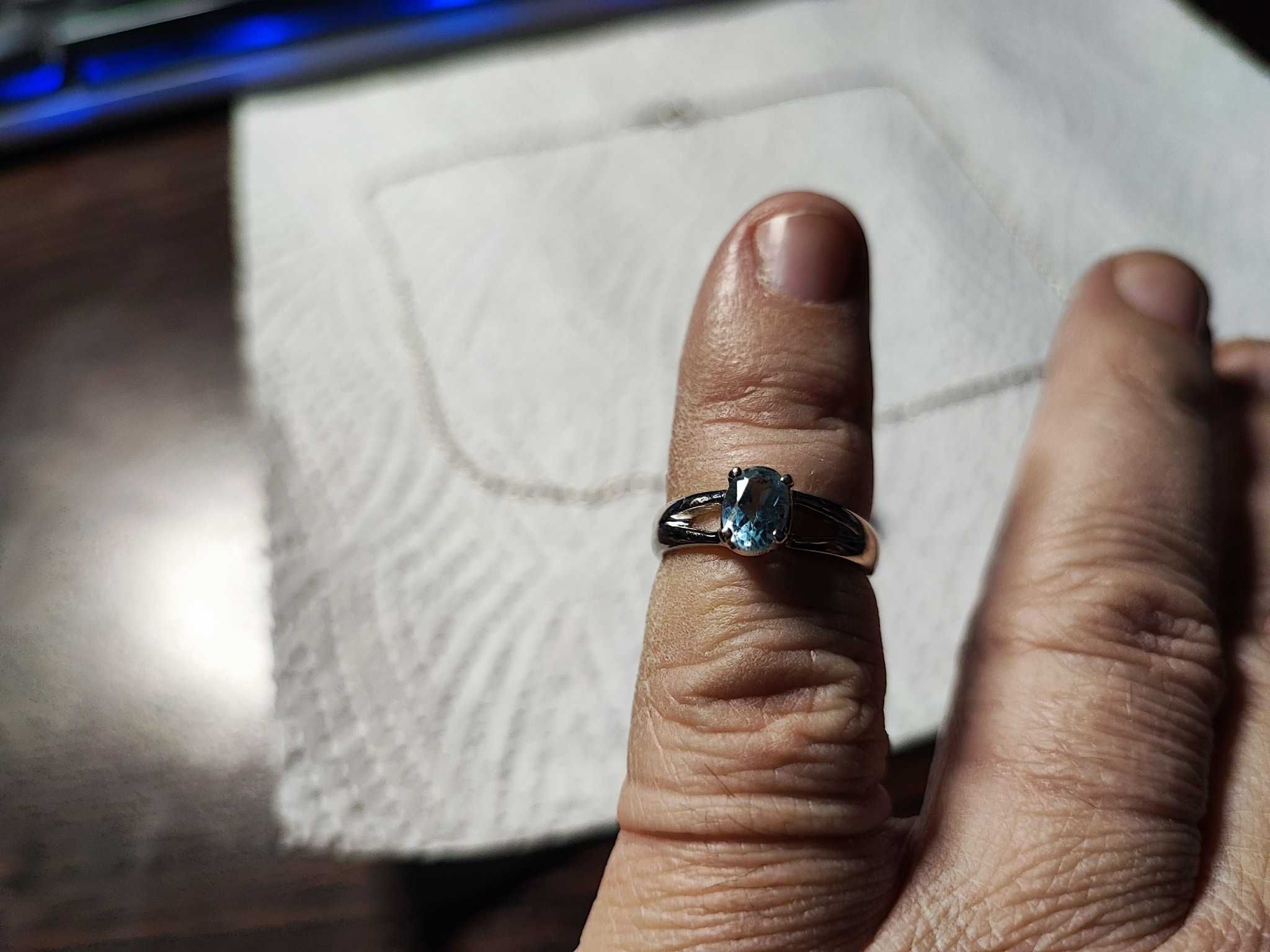 Set vintage argint lant cu pandativ si inel cu topaz