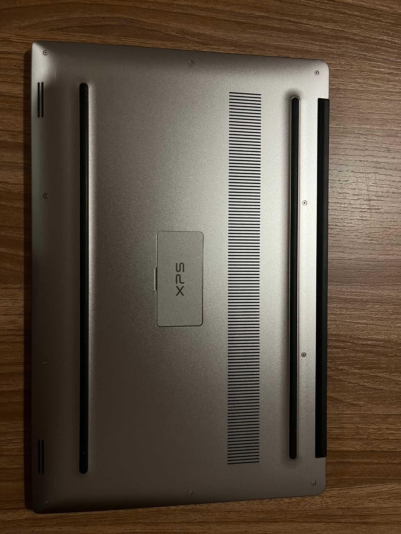 Dell XPS 15 9560 i7