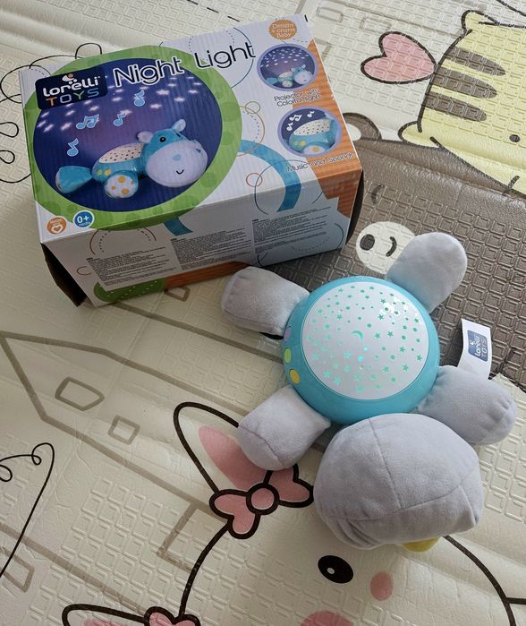 Бебешка играчка Lorelli със светлини и музика