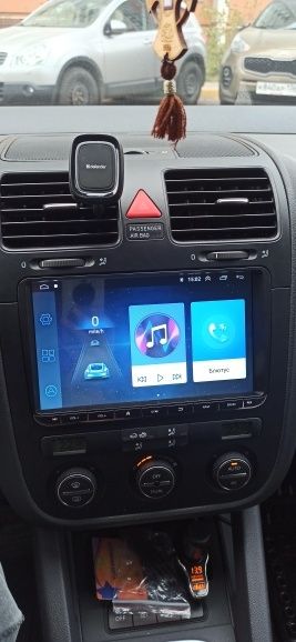 Navigatie android VW passat golf 5 , 6 , jetta , touran, skoda