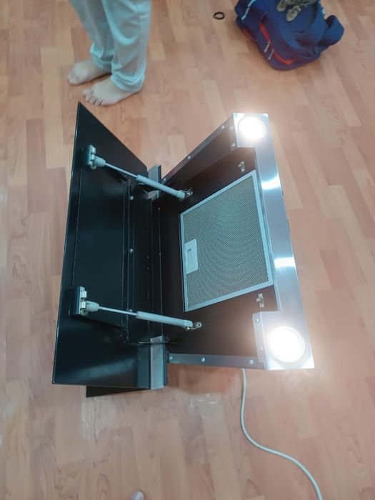 Продаю вытяжку Hansa