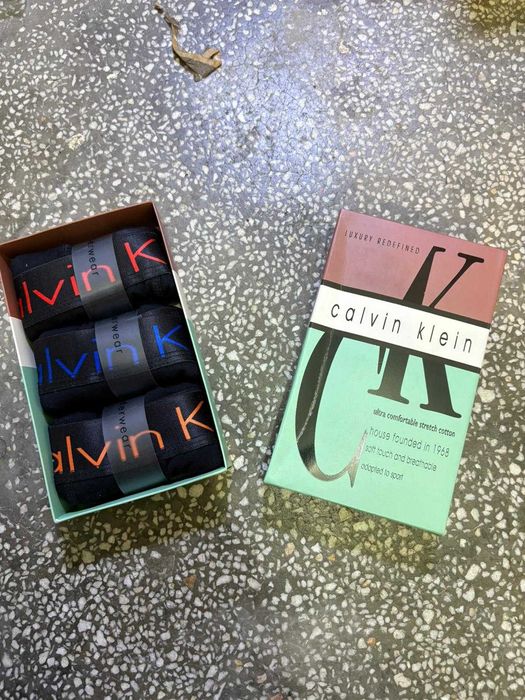 boxeri calvin klein marimea L