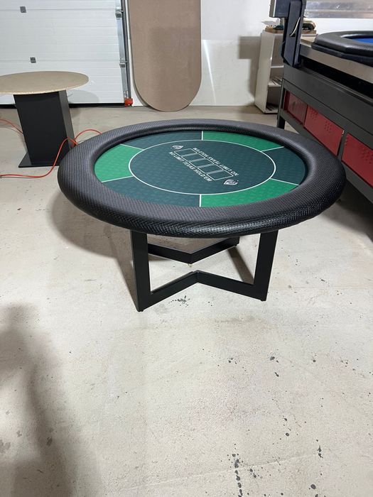 Masa de poker ART DECO creata de CustomTables.eu (CT)