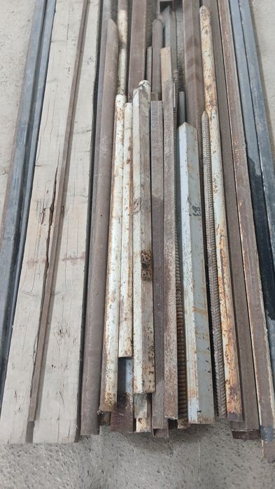 Продам б/у  метал