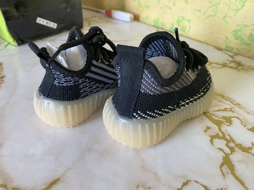 Yeezy Boost 350 детские