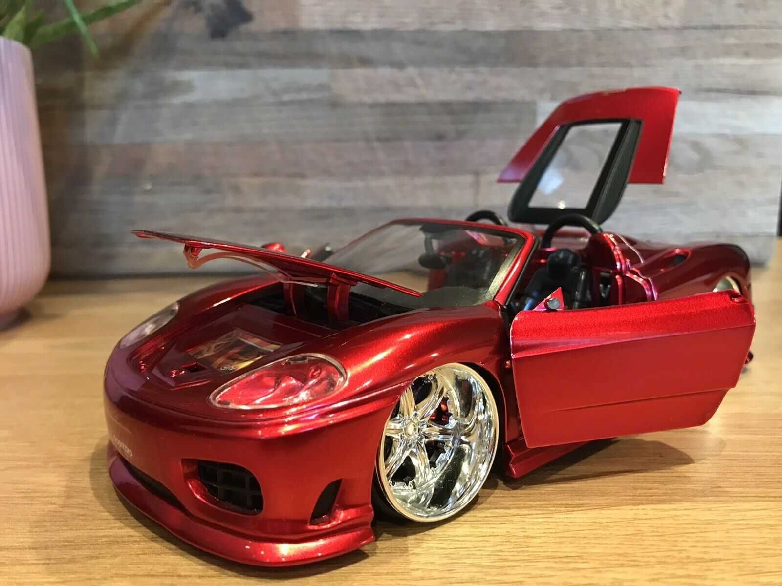 Метална количка Hot Wheels Ferrari 360 Spider 1/24 Dropstars Custom