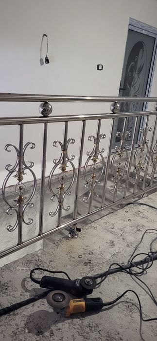 Scări și balustrade inox 304