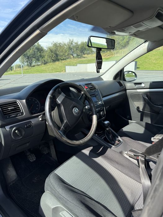 Volkswagen golf 5