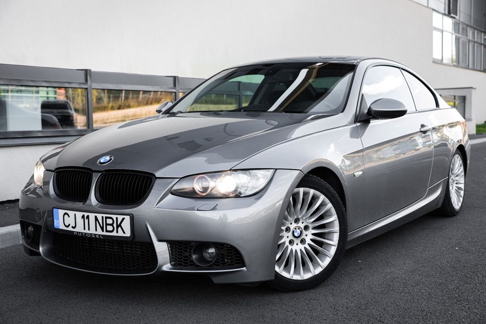BMW Seria 3 E92 320d pachet M