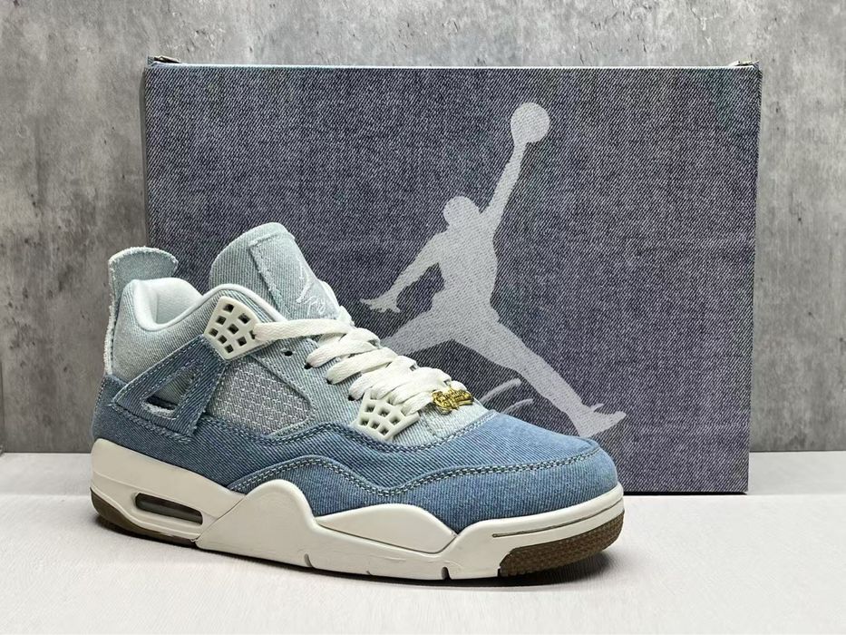 Оригинални мъжки маратонки Nike Air Jordan 4 Retro Worn Blue