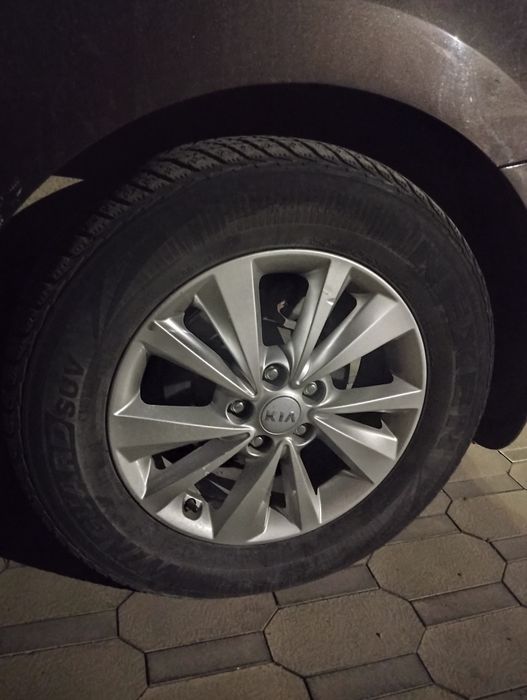 KIA Carnival колеса
