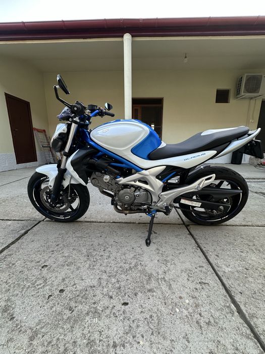 Suzuki SFV650 Gladius
