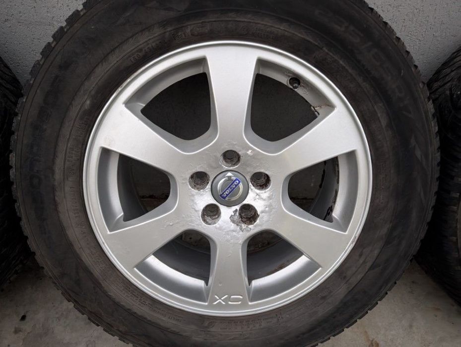 Jante SEGIN 17" Volvo XC60 XC70 anvelope iarna 235/65R17 Nokian 30671480