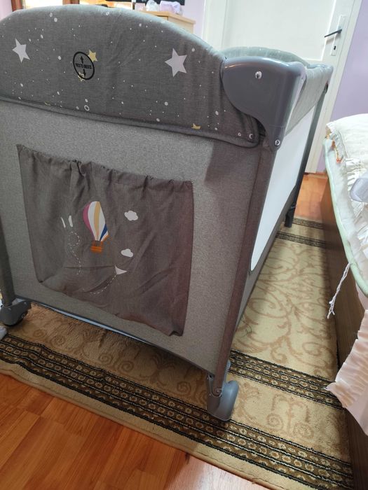 Кошара за игра и сън