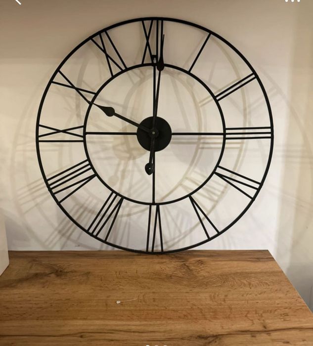 Ceas de perete metalic