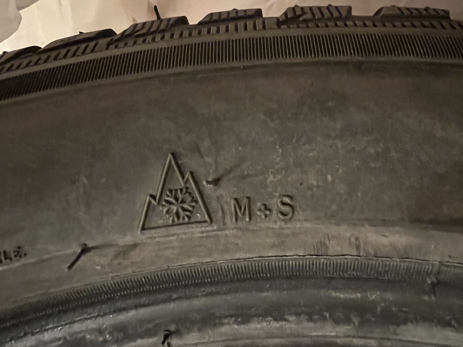 Зимна гума Michelin Alpin 5 - 215/50 R17 95V