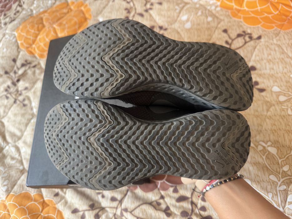 Дамски маратонки Nike