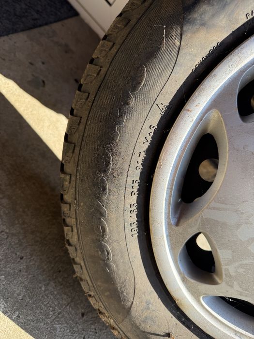 Зимни гуми 195/65R15