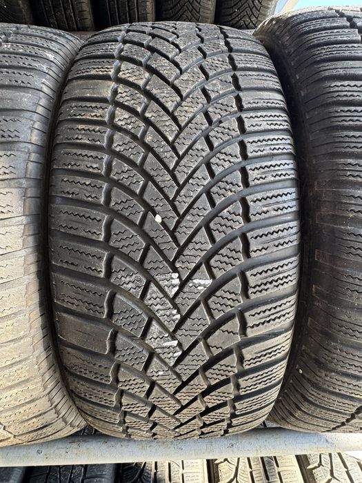Anvelope 235/55/17 Bridgestone