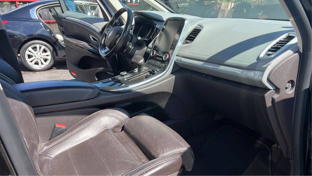 Vand renault espace 2016 luna a 7 a cu factura