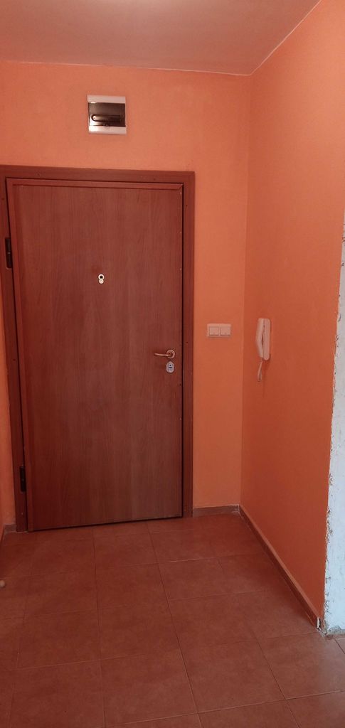 Продава се Двустаен апартамент в к.к. Златни пясъци - 65 кв.м за 1431 €/кв.м - Снимка #3