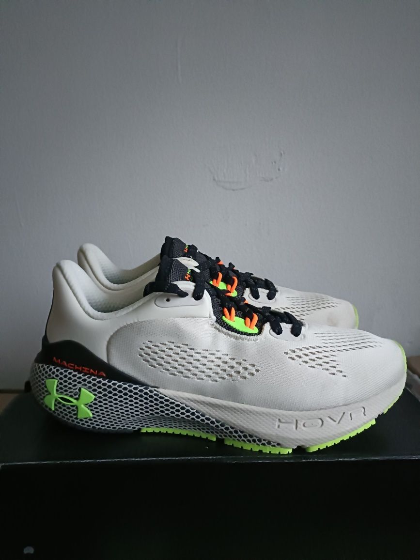 Under Armour UA Hovr Machina 3 номер 40 код 52A