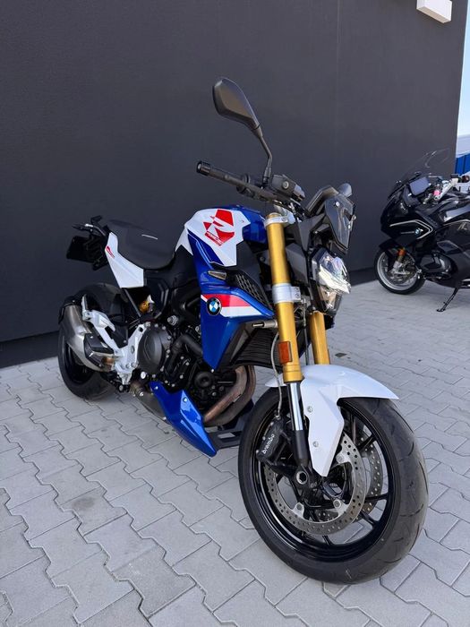 BMW F900R