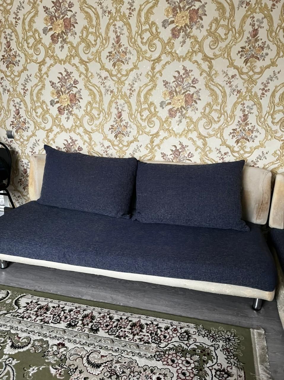 Диван угловой ,длинный диван (2.15см) и еще диван короткий (1.70 )