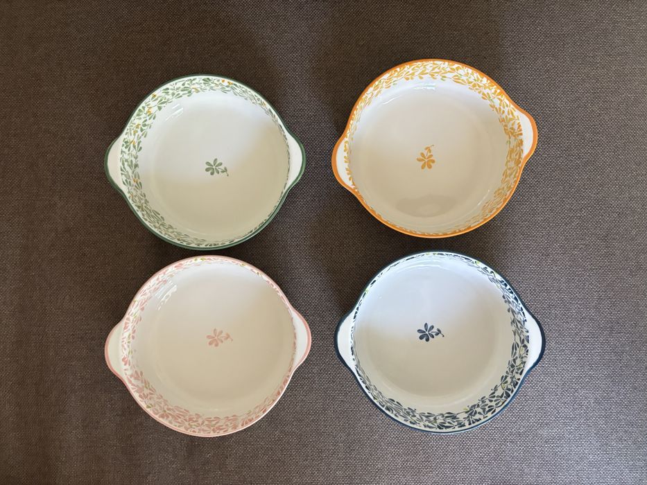 Set 4 boluri ceramica - pictate manual - noi