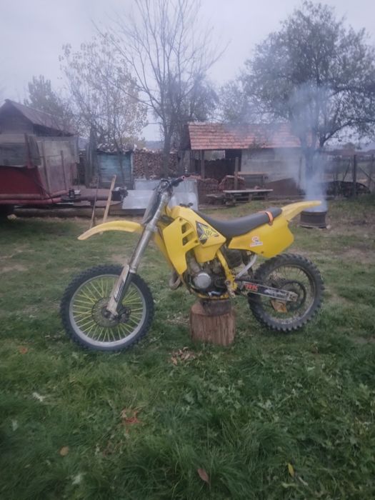 Vând/Scimb suzuki Rm 125 2t
