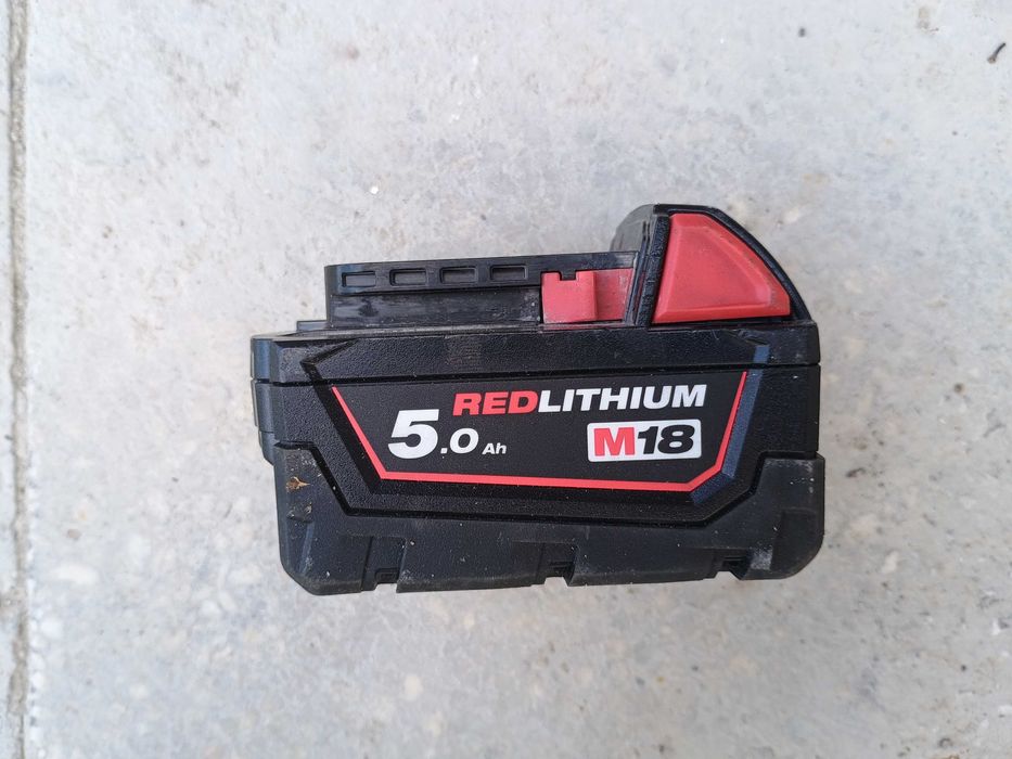Батерия Milwaukee M18B5
