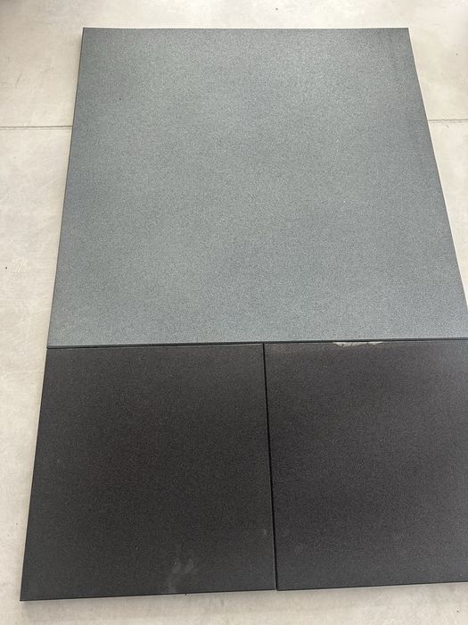 Професионална фитнес настилка с цвят