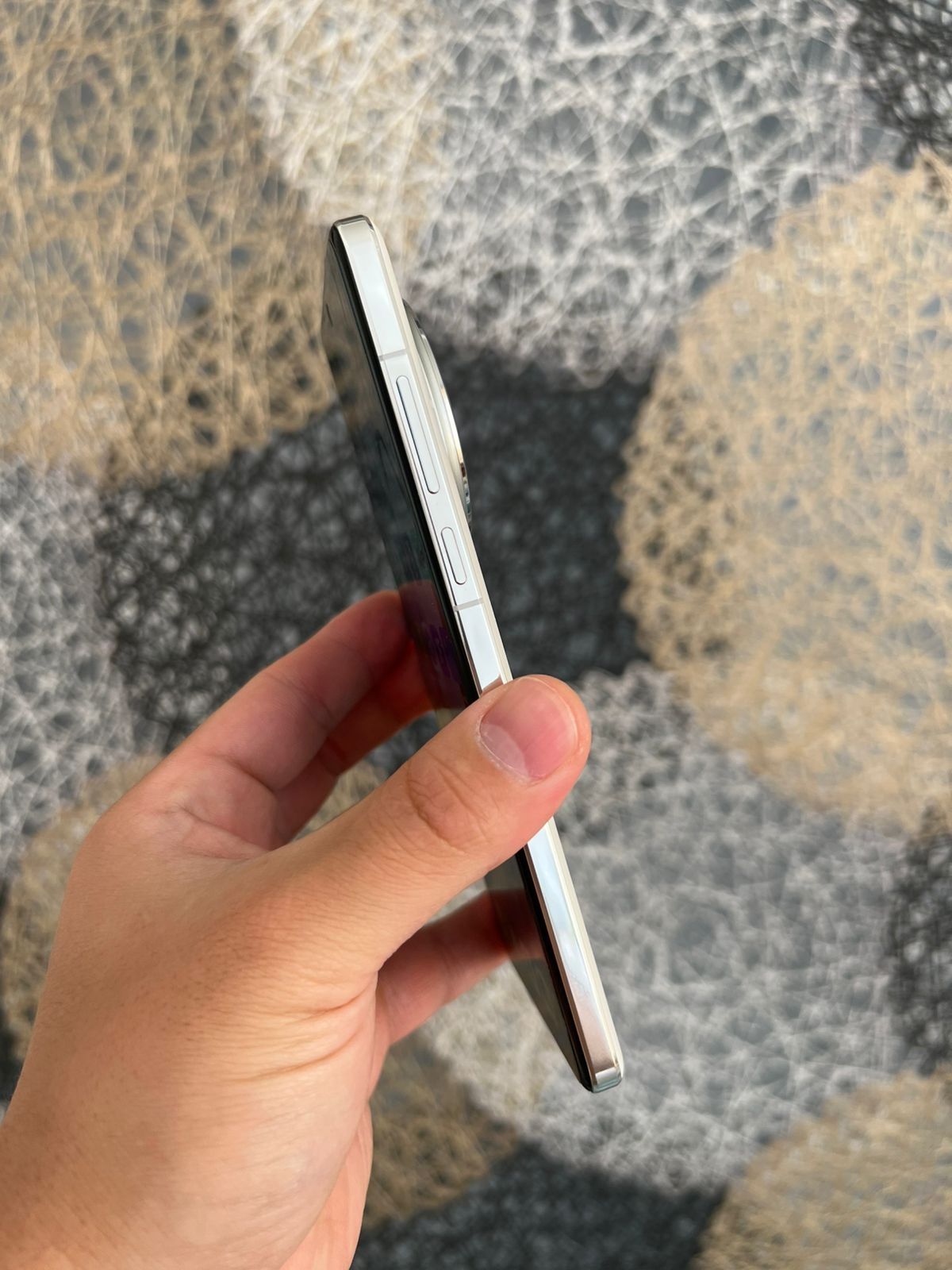 One plus 13 12/256gb