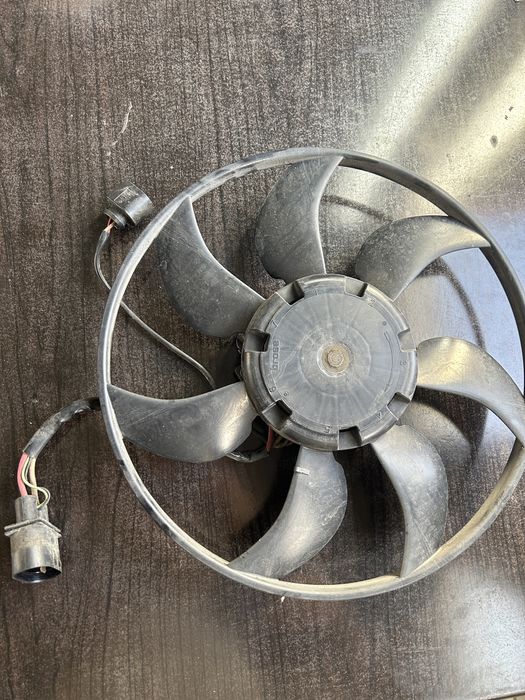 Ventilator Passat cu modul 5Q0959455BJ