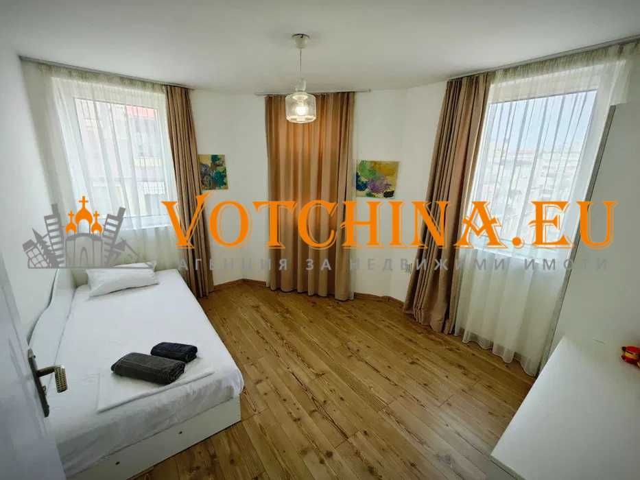 Продава се Тристаен апартамент в Варна, Христо Ботев - 120 кв.м за 1458 €/кв.м - Снимка #11