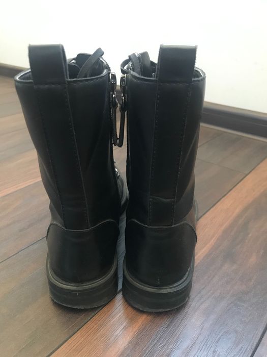 Черни ботуши/боти със синджири