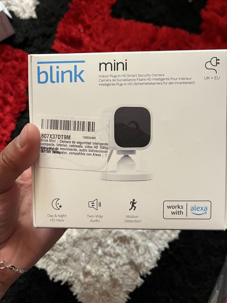 Vand camera supraveghere Blink Mini Noua nefolosita!!