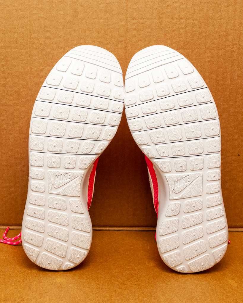 Дамски маратонки Nike номер 38