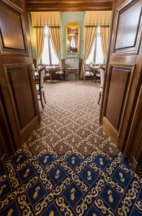 Montaj mocheta si covor Pvc,cât și curățat profesional mocheta