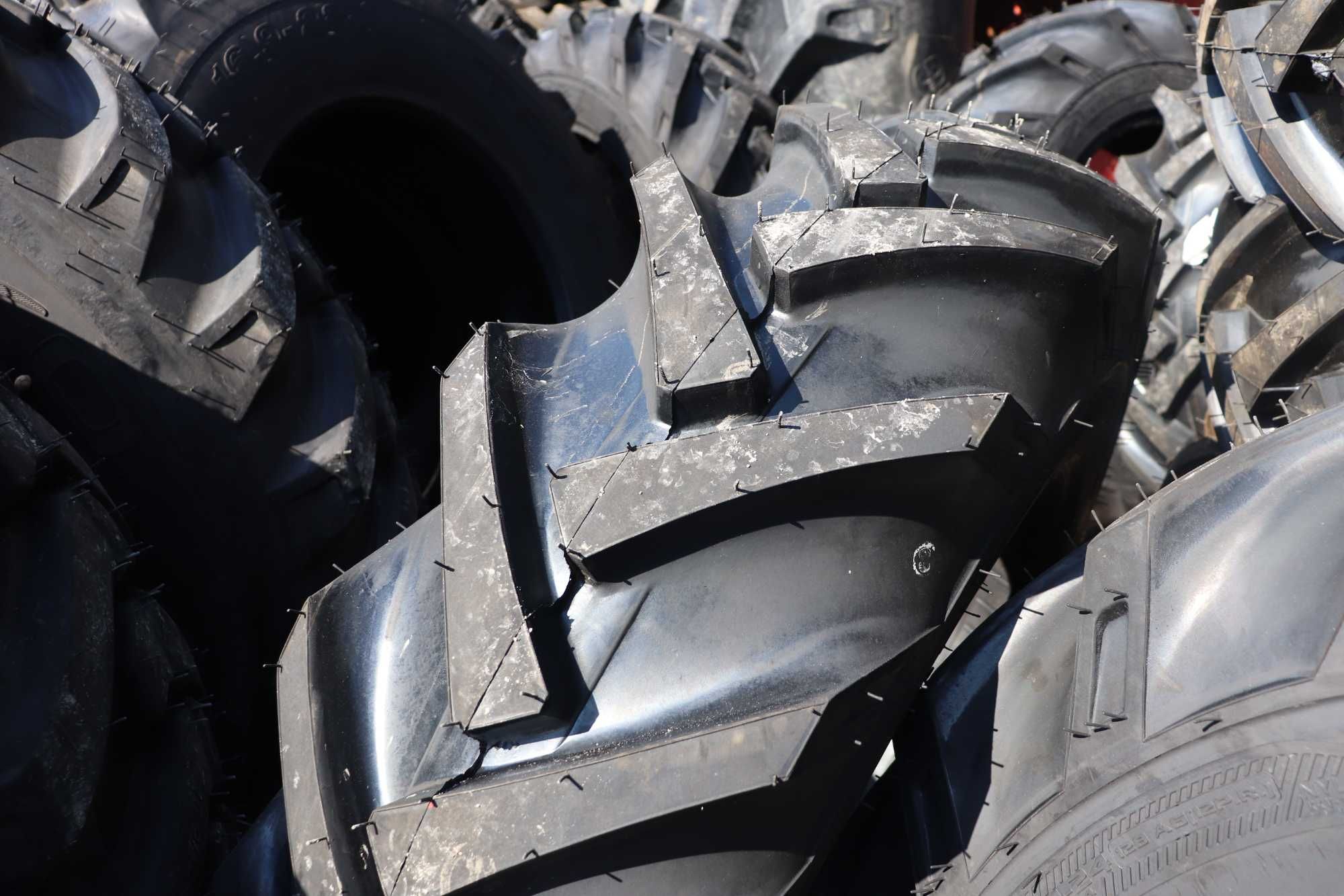 Cauciucuri noi 12.4-24 marca TATKO cu 8 PLY anvelope pentru TRACTOR