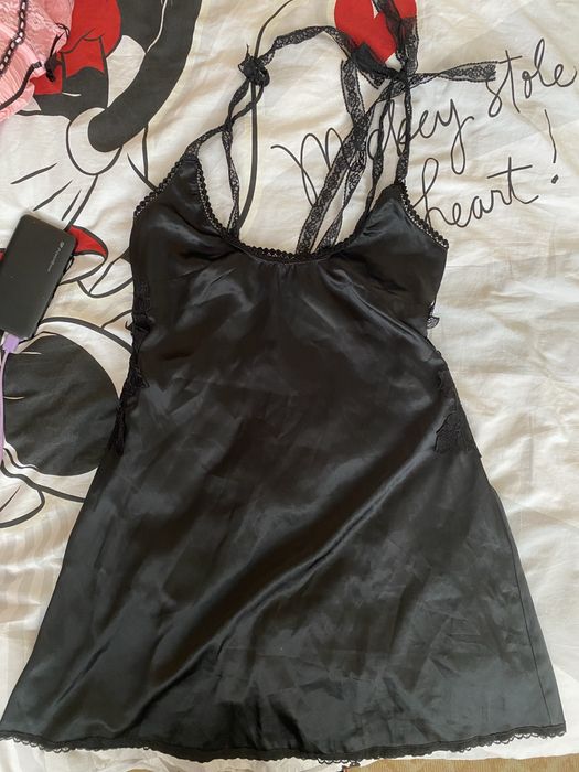 Сутиени и нощници