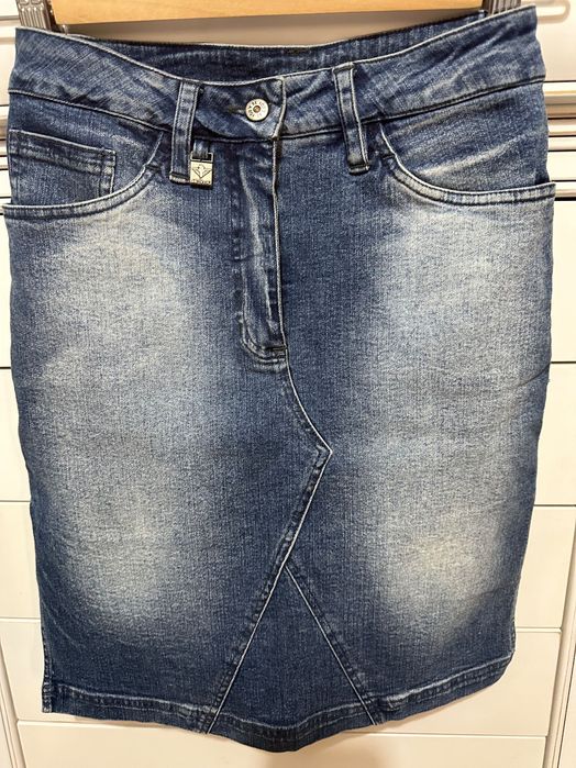 Fusta scurta de blugi