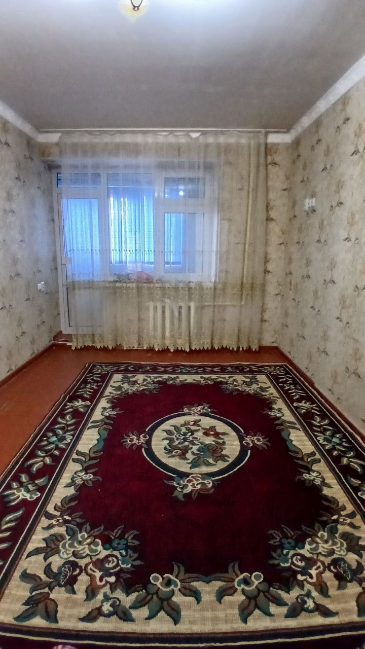 Срочно уй сотилади/Срочно продам квартиру