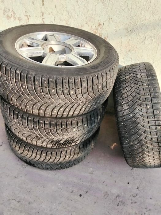 Шины диски комплект р18