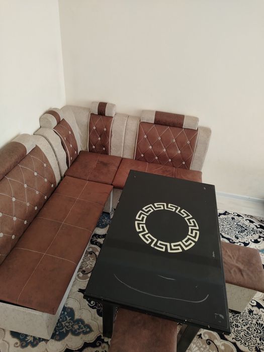 Oshxona uchun divan