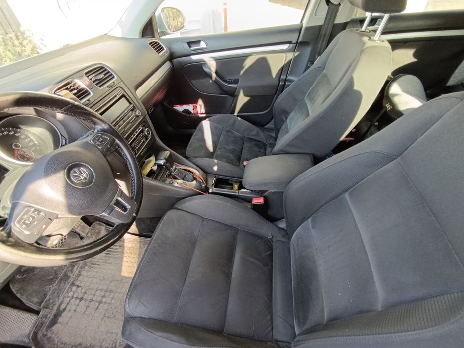 VW Golf 6 1.6 tdi dsg blue motion