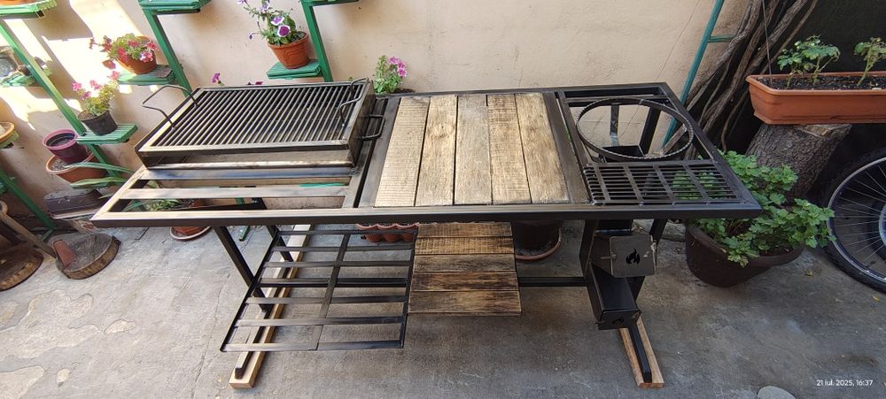 Masa grătar pirostrie racheta