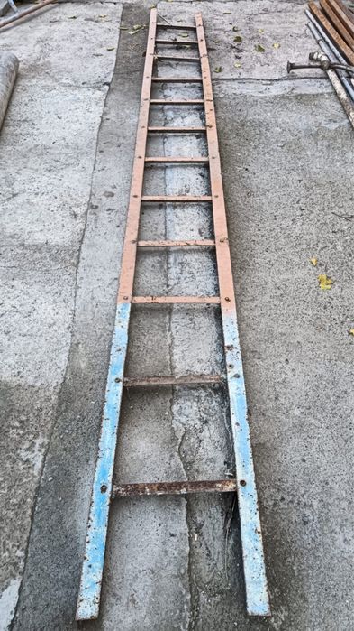 Лестница металл.